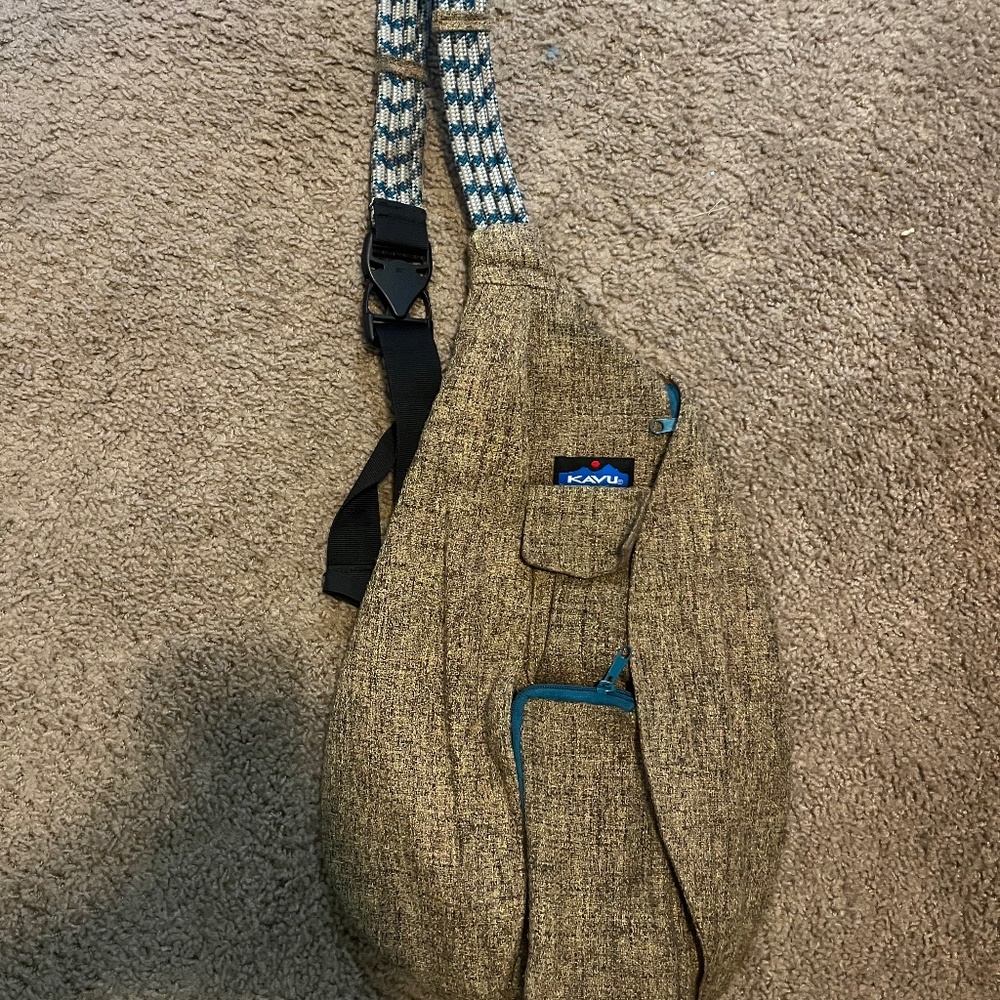 KAVU Sling bag